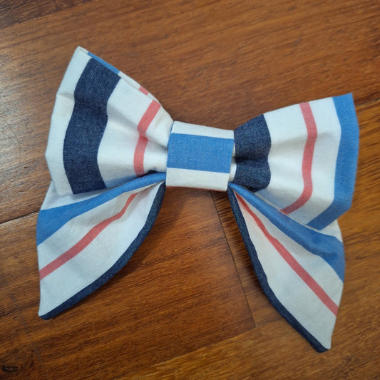 The Summer Cruise Deck Bow