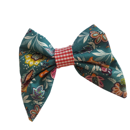 Rambling Floral Bow