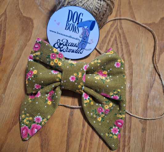 Tea & Tiny Flowers Sailor Bow