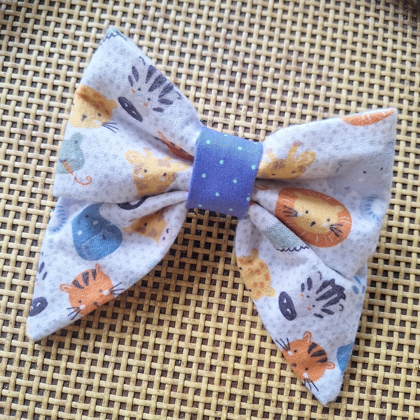 Many Milos Sailor Bow