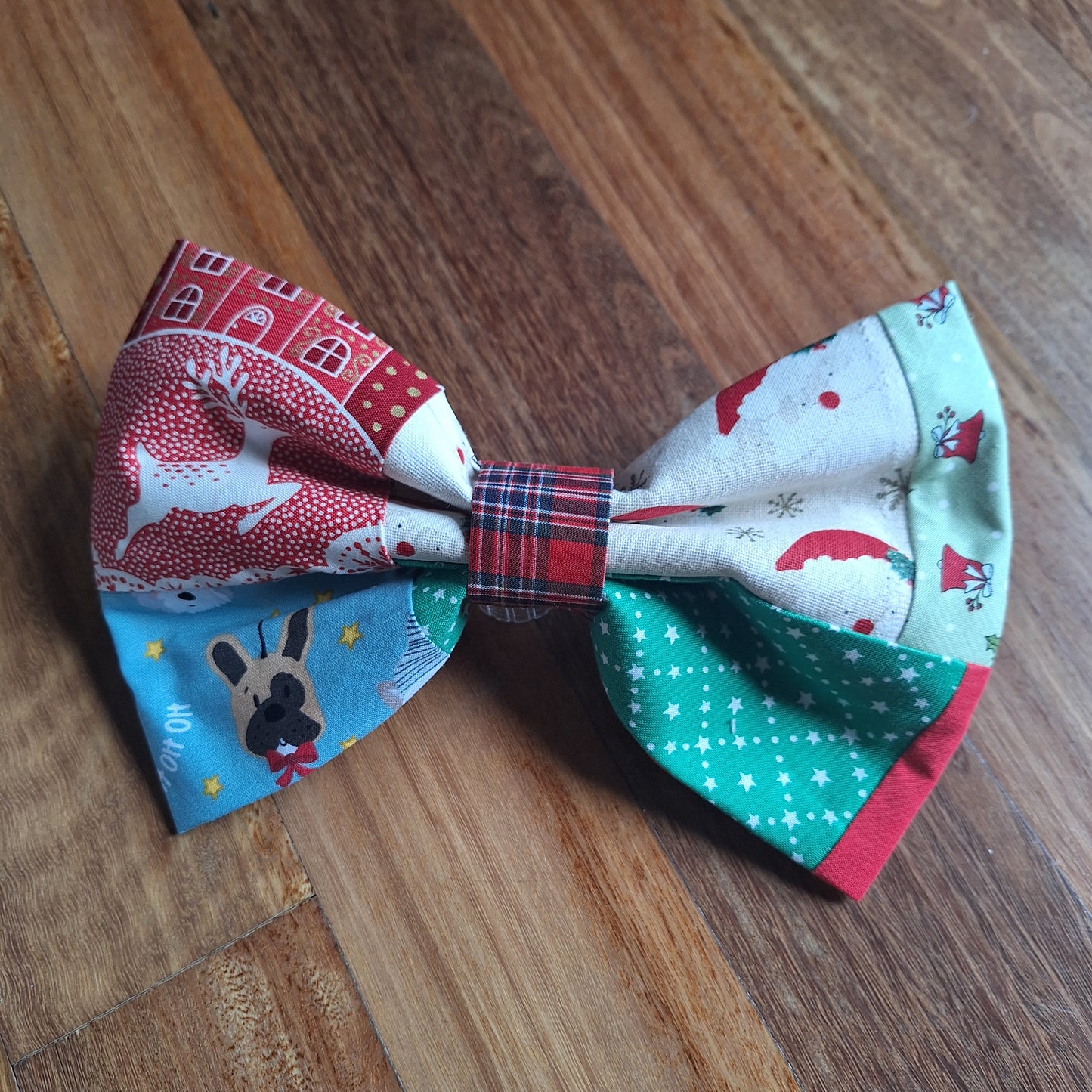 Santa's Little Helper Bow